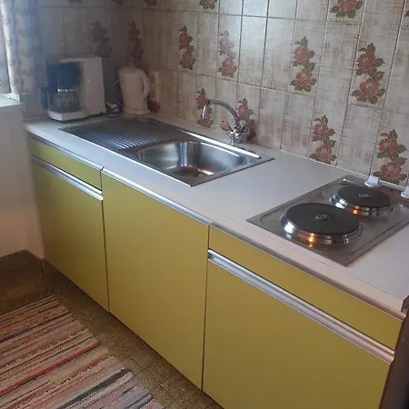 Apartment Sailer